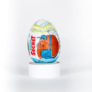 Шоколадное яйцо с игрушкой «Летающие звери»